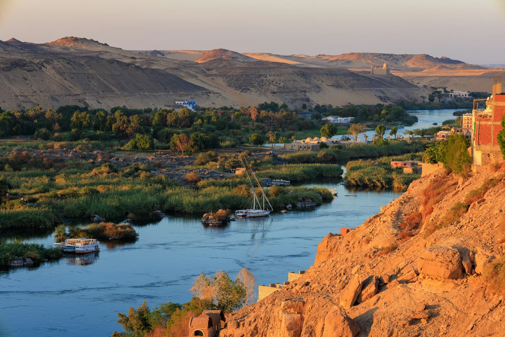Sailing the Nile